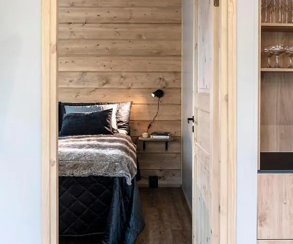 Chale Naava * روكا